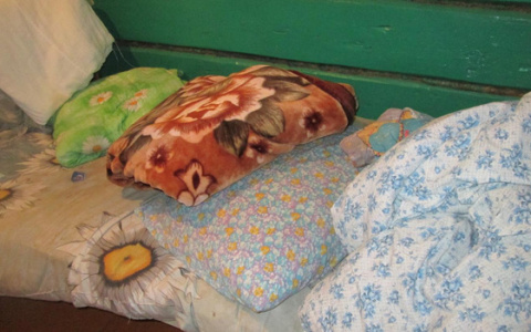 В Кировской области мужчина задушил подушкой свою 7-месячную дочь
