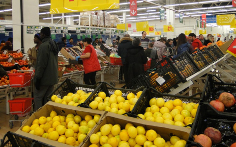 В Кирове обнаружили более 800 килограммов зараженных лимонов