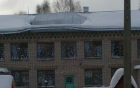 В Яранске обрушилась крыша детского сада: следователи начали проверку