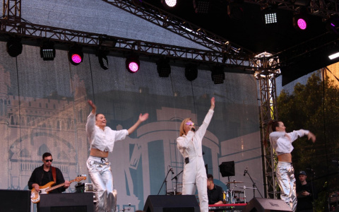 Звезды поделились впечатлениями о концерте в День города в Кирове