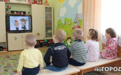 Известно, будут ли работать школы и детсады в Кирове 31 декабря