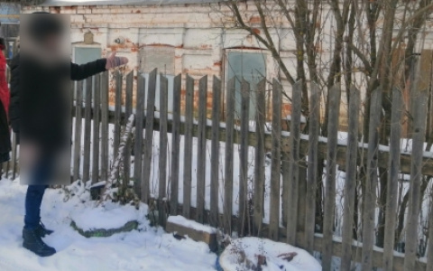 15-летняя жительница Куменского района трижды обокрала соседку