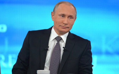 Царские времена все ближе: реакции на обнуление президентских сроков Владимира Путина