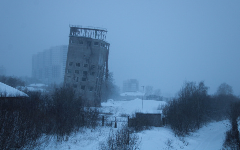 Взрывники заявили о сносе второй башни мелькомбината в Кирове в ближайшее время