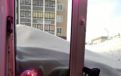 Снежные горы во дворах Кирова признали законными