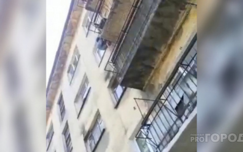 Россиянам напомнили о штрафах за остекление балконов